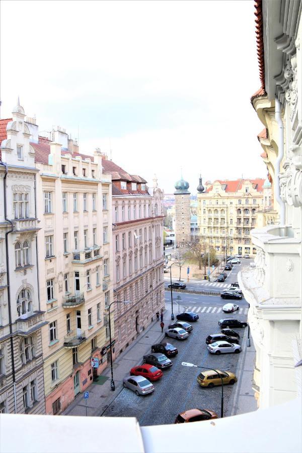 Flowers Apartments Praga Exterior foto